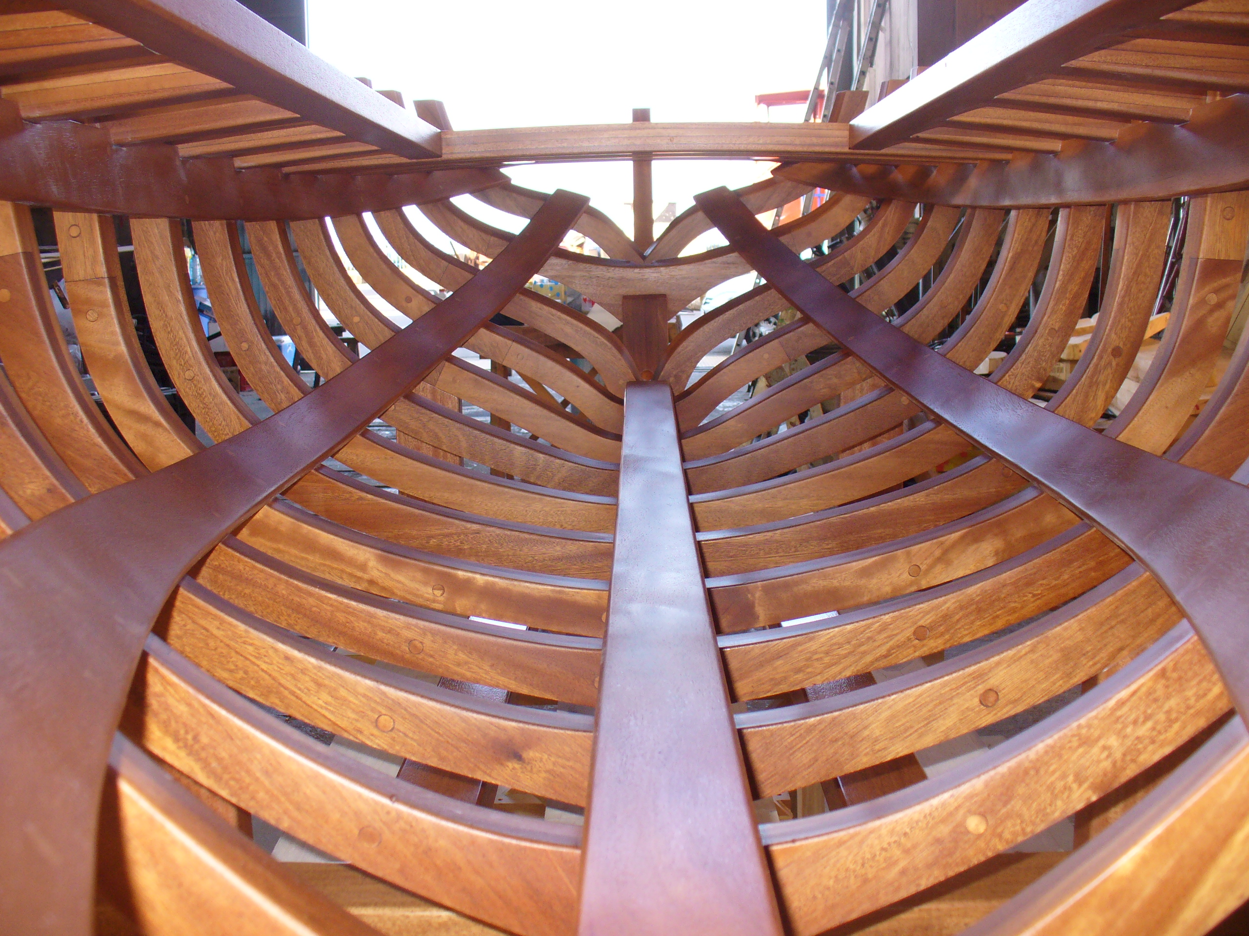 Mesa a partir de maqueta de galeón