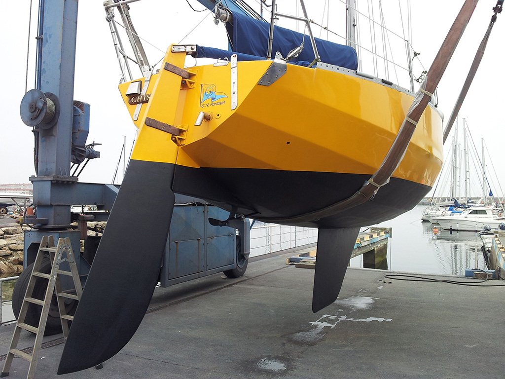 Chisco velero de regata de chapa marina