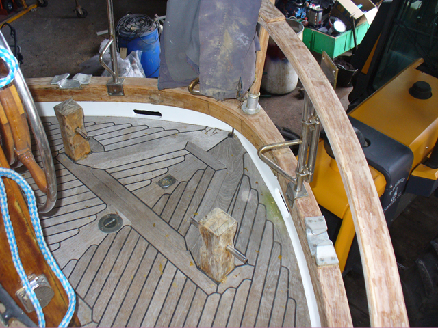 Aplicación de Coelan en Nauticat 33