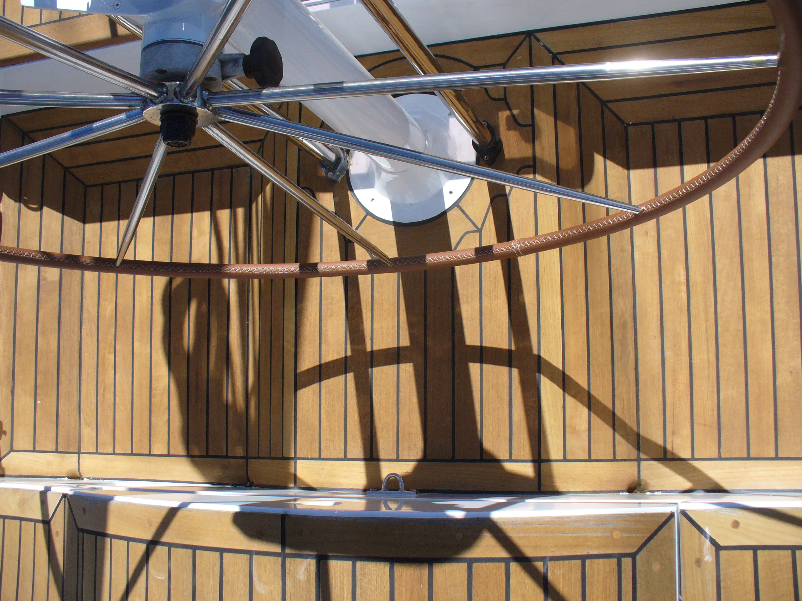 velero de aluminio de 15 metros